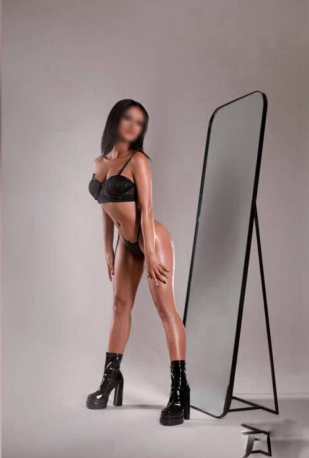 Ariana Neu Vorschau 4